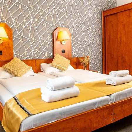 فندق Rossija 3*